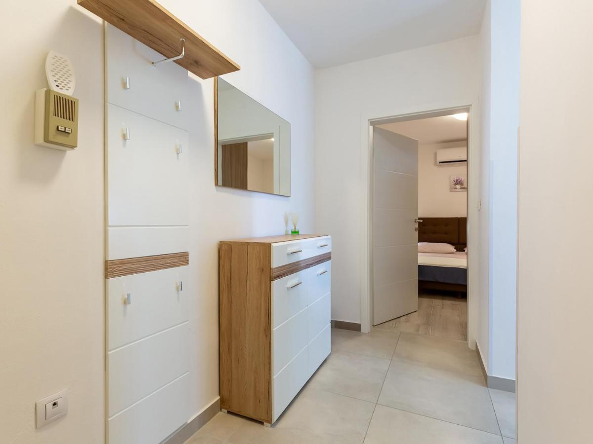 Amoroso Apartment 200M From Sea Poreč Dış mekan fotoğraf