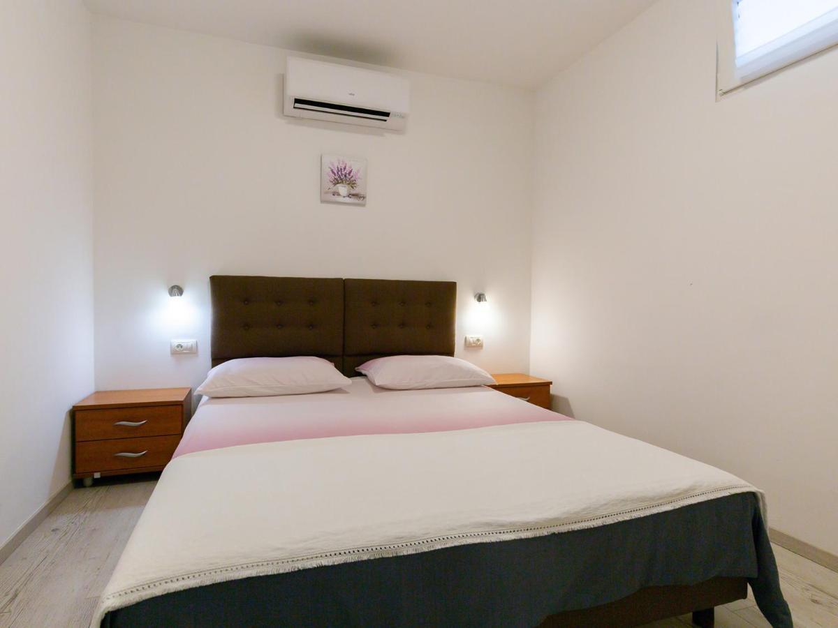 Amoroso Apartment 200M From Sea Poreč Dış mekan fotoğraf