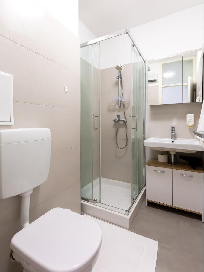 Amoroso Apartment 200M From Sea Poreč Dış mekan fotoğraf