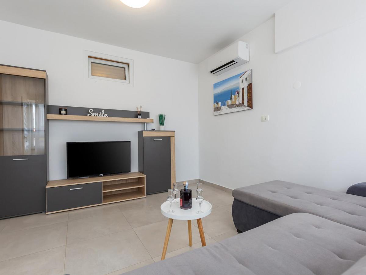 Amoroso Apartment 200M From Sea Poreč Dış mekan fotoğraf